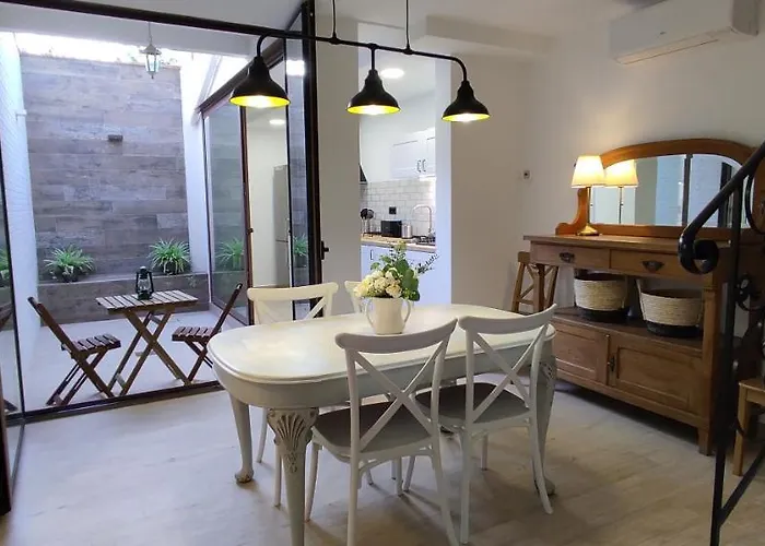 Casabala - Near The Beach And Barcelona Center