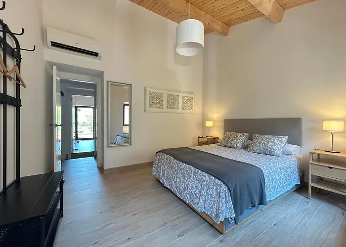 Casabala - Near The Beach And Barcelona Center